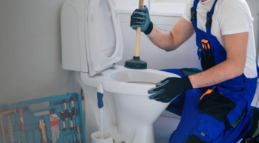 Professional emergency plumbing in South Roxana, IL